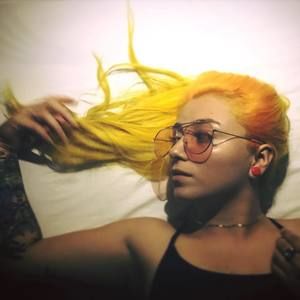 Meet your Posher, Lorena